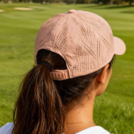The Iconic 1i Golf Insignia Logo.