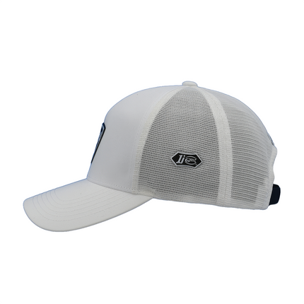 1i Golf Insignia Logo adorned on to a white Imperial’s Mesh Hat.